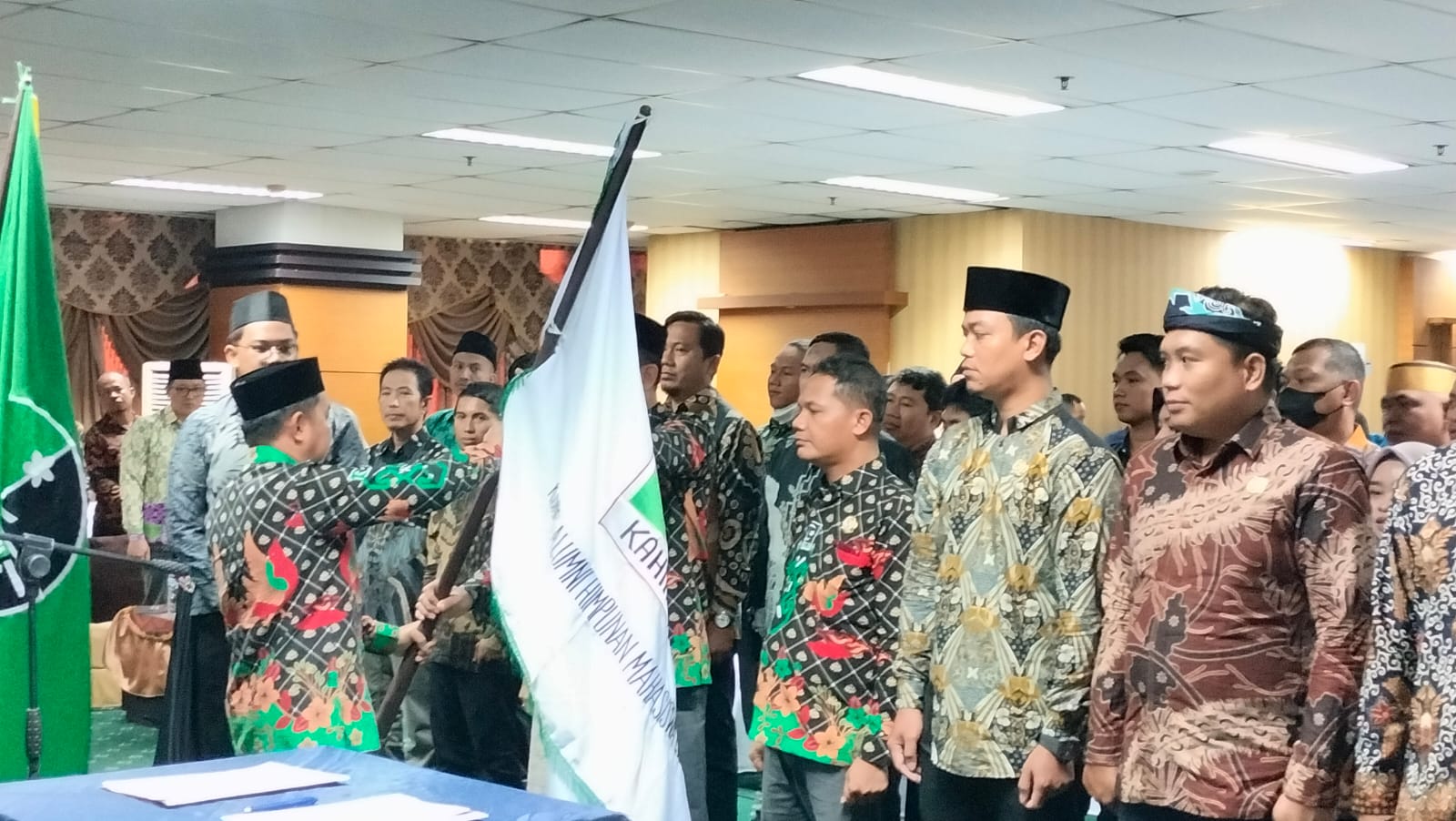 BERITA GAMBAR SIMPATIK